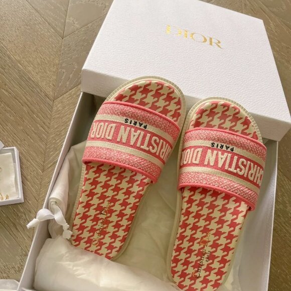 NIB Christian Dior Dway Slides Peony Pink